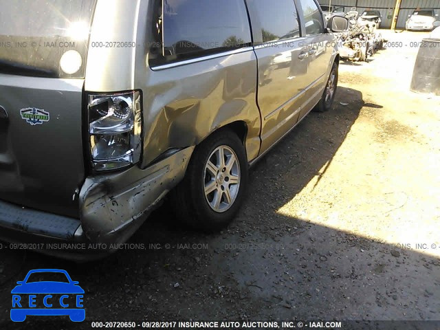 2008 Chrysler Town and Country 2A8HR54P88R148145 Bild 5