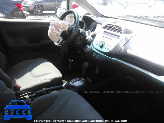 2011 Honda FIT JHMGE8H30BS003080 image 4