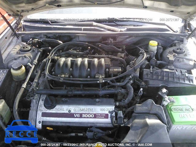 2000 Nissan Maxima JN1CA31A0YT023360 Bild 9