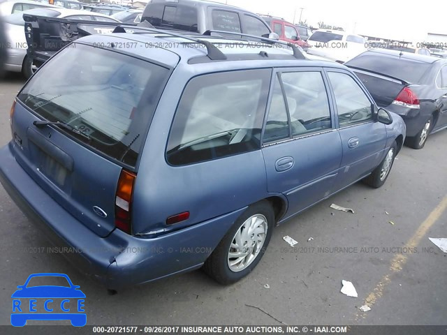 1999 Ford Escort SE 3FAFP15P4XR204950 Bild 3