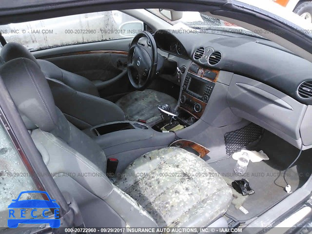 2008 Mercedes-benz CLK WDBTK72FX8T098013 image 4