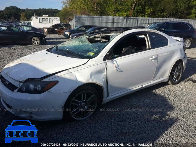 2010 Scion TC JTKDE3B77A0318268 Bild 1