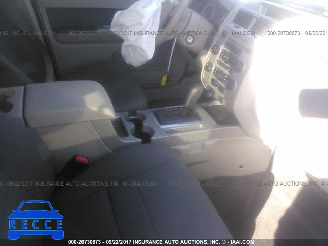 2010 Ford Escape 1FMCU0DG1AKA30411 image 4