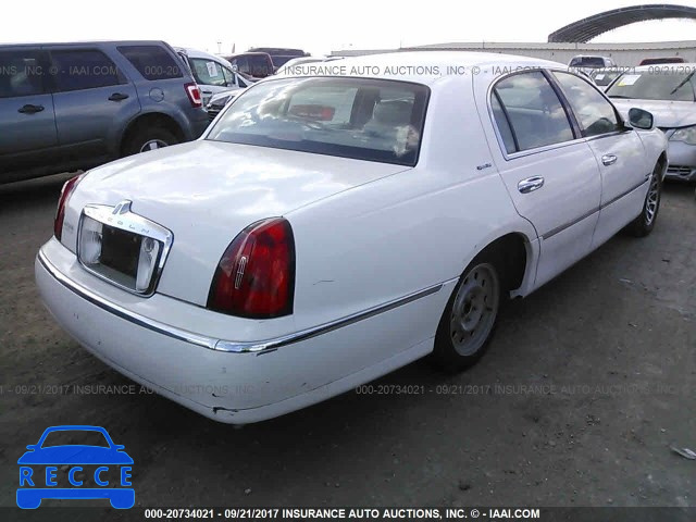 2000 LINCOLN TOWN CAR SIGNATURE 1LNHM82W0YY876454 Bild 3