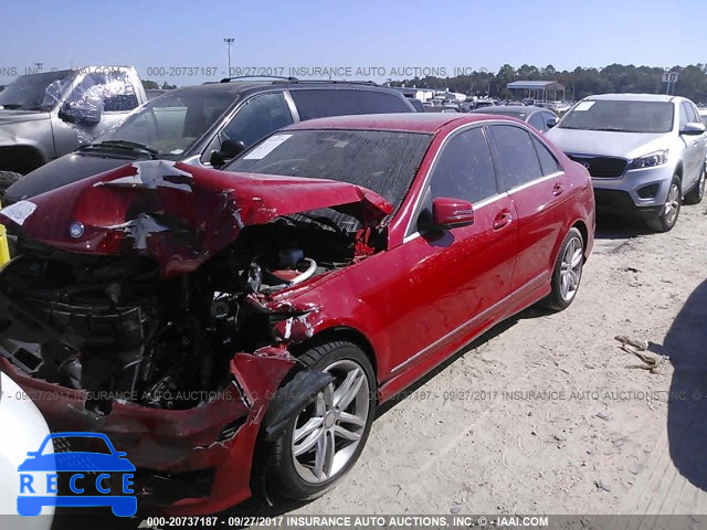 2013 Mercedes-benz C WDDGF4HB8DA822495 Bild 1