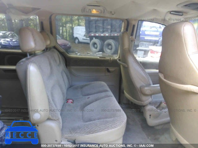 2000 Chrysler Grand Voyager 1C4GJ44G8YB707759 Bild 7