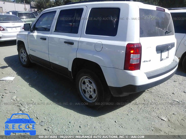 2016 Jeep Patriot 1C4NJRBB2GD500945 Bild 2