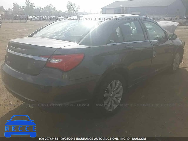 2014 Chrysler 200 1C3CCBBBXEN179970 Bild 3