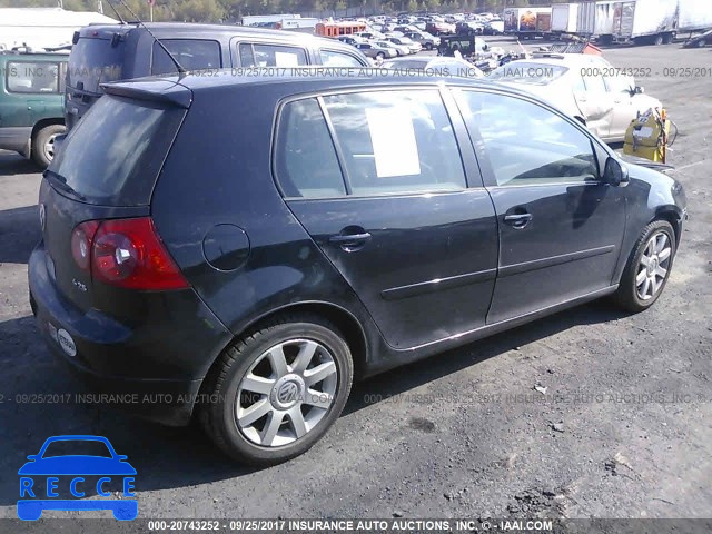 2007 Volkswagen Rabbit WVWCR71K57W254015 image 3