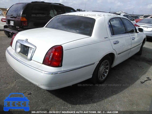 2000 Lincoln Town Car SIGNATURE 1LNHM82W3YY836479 image 3