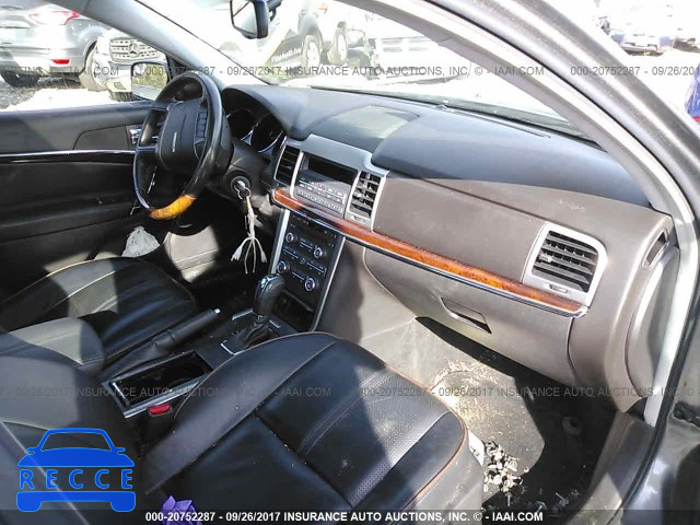 2011 Lincoln MKZ 3LNHL2JC4BR769890 image 4