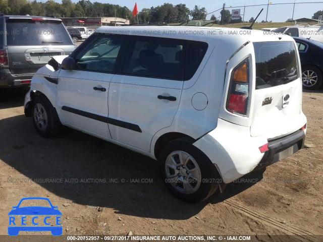 2011 KIA SOUL KNDJT2A18B7306131 Bild 2