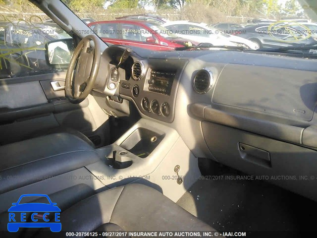2004 Ford Expedition 1FMPU16L44LB84451 image 4