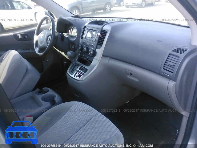 2010 KIA Sedona KNDMH4C37A6325590 image 4