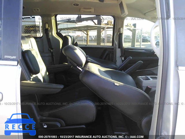 2012 Chrysler Town and Country 2C4RC1CG3CR270945 image 7