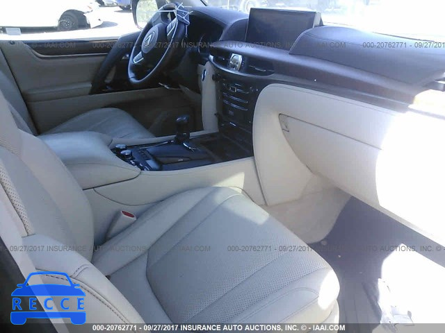 2016 Lexus LX JTJHY7AX2G4218232 image 4