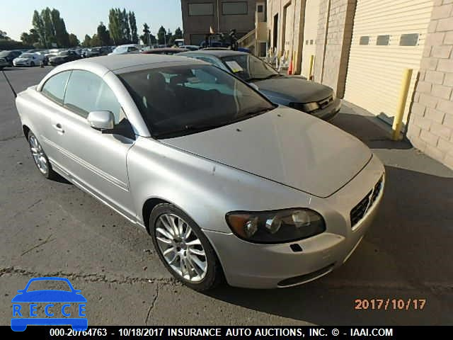 2008 Volvo C70 T5 YV1MC672X8J041075 Bild 0