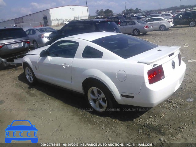 2007 Ford Mustang 1ZVHT80N375277742 image 2