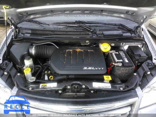 2015 Chrysler Town and Country 2C4RC1GG9FR610419 image 9