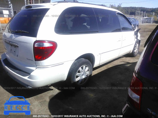 2006 Chrysler Town and Country 2A4GP54L46R845583 image 3
