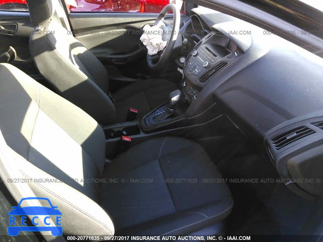 2017 FORD FOCUS S 1FADP3E22HL223164 image 4