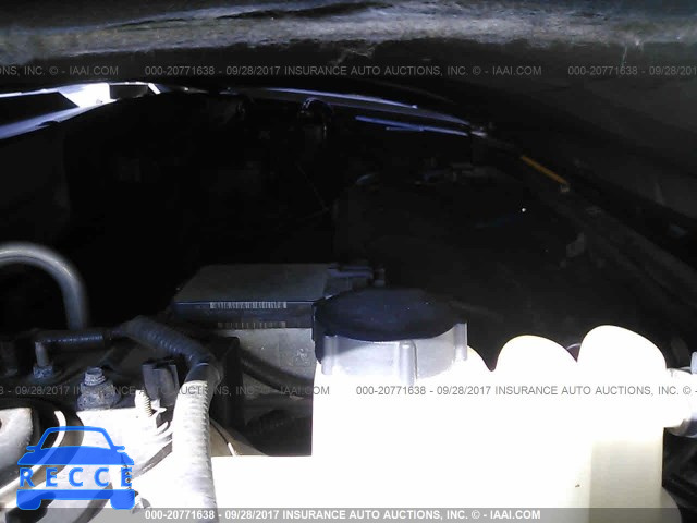 2001 Ford Escape XLT 1FMYU04161KA69870 image 9