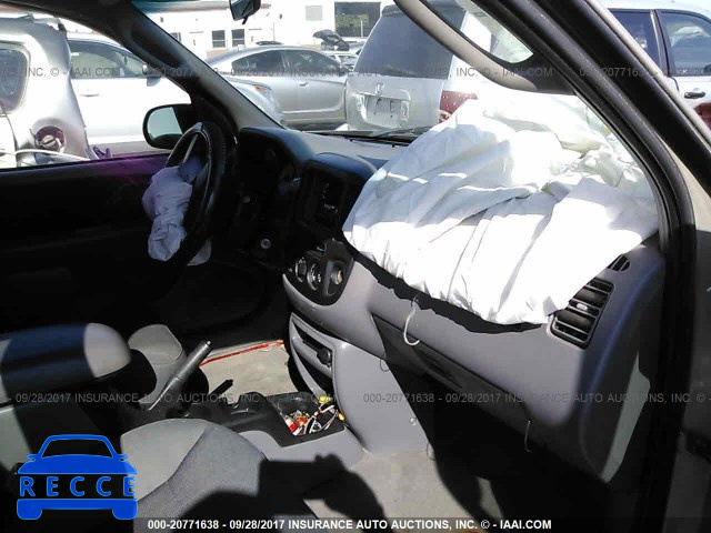 2001 Ford Escape XLT 1FMYU04161KA69870 image 4