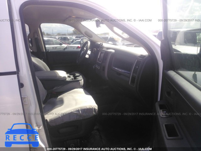 2014 RAM 2500 3C6UR5HJ4EG156375 image 4