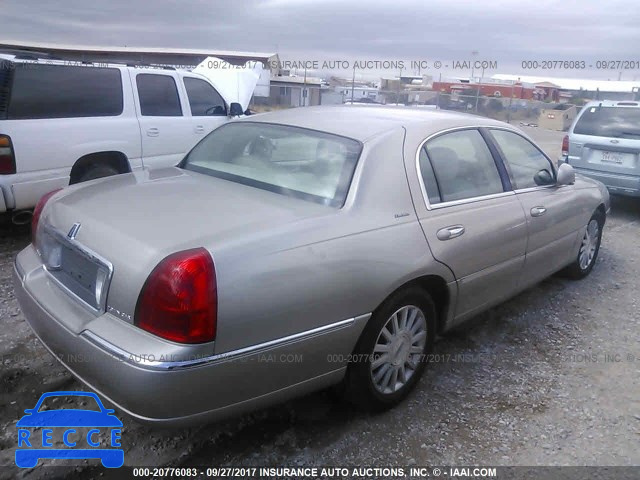 2003 Lincoln Town Car EXECUTIVE 1LNHM81W23Y662771 зображення 3