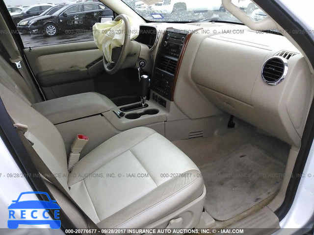 2010 Ford Explorer 1FMEU6EE0AUB02888 image 4