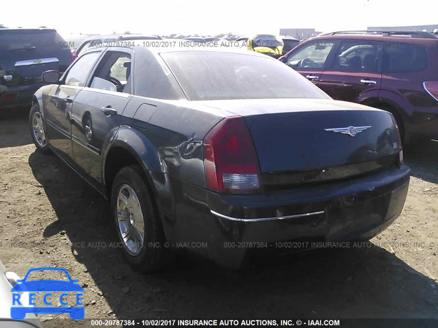 2005 Chrysler 300 2C3JA53G35H180329 Bild 2