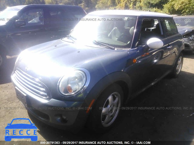 2010 Mini Cooper WMWMF3C50ATU78831 Bild 1