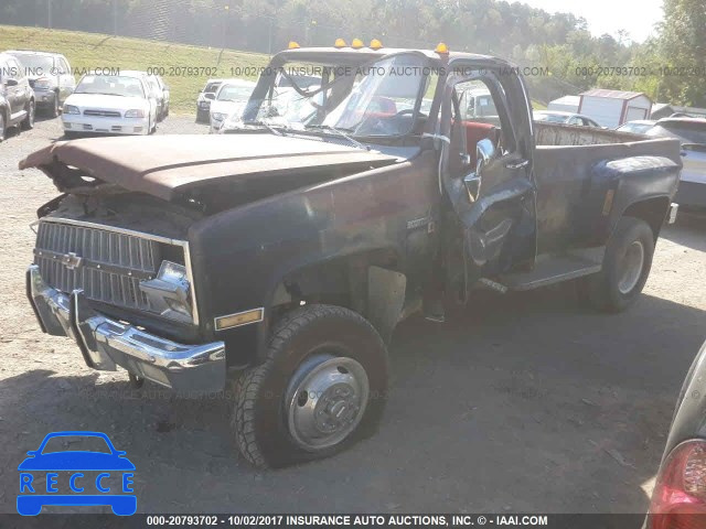 1981 Chevrolet K30 1GCHK34MXBB115482 Bild 1