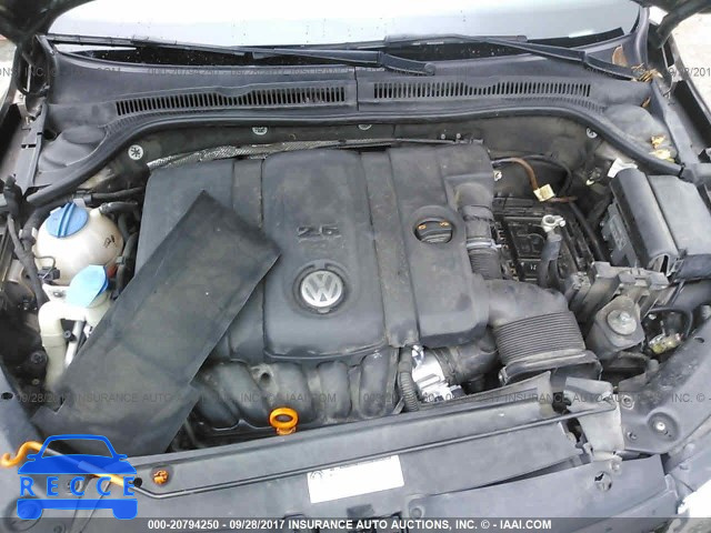 2011 Volkswagen Jetta 3VWLX7AJ2BM399046 image 9