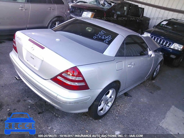 2002 Mercedes-benz SLK 320 WDBKK65F22F243486 Bild 3