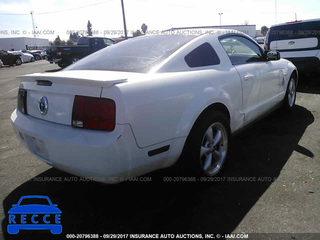 2008 Ford Mustang 1ZVHT80N685125407 image 3