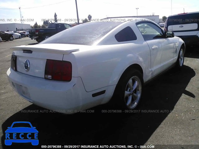 2008 Ford Mustang 1ZVHT80N685125407 Bild 3