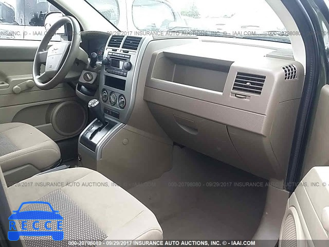 2007 Jeep Compass 1J8FT47W97D219215 зображення 4