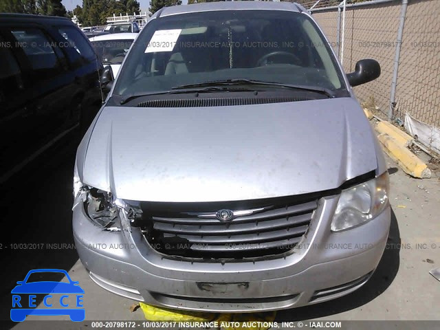 2007 Chrysler Town and Country 1A4GJ45R67B242181 image 5