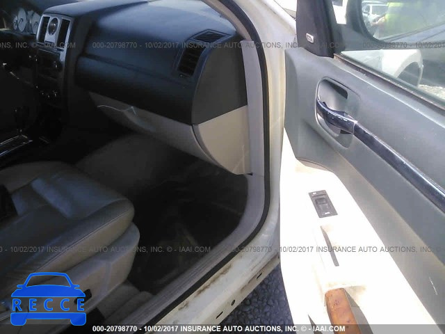 2005 Chrysler 300 2C3JA53G05H553729 image 4