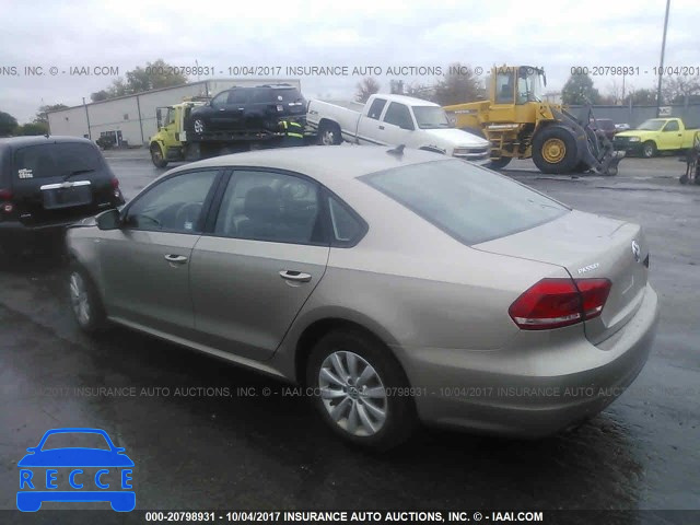 2015 Volkswagen Passat 1VWAT7A30FC016278 image 2