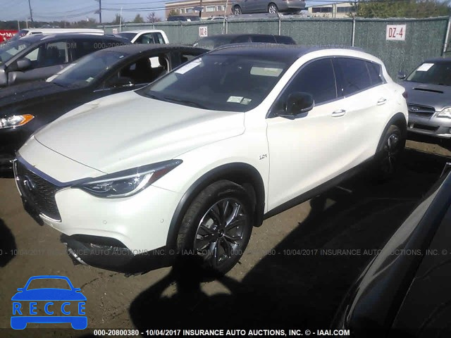 2017 INFINITI QX30 SJKCH5CR7HA020875 image 1