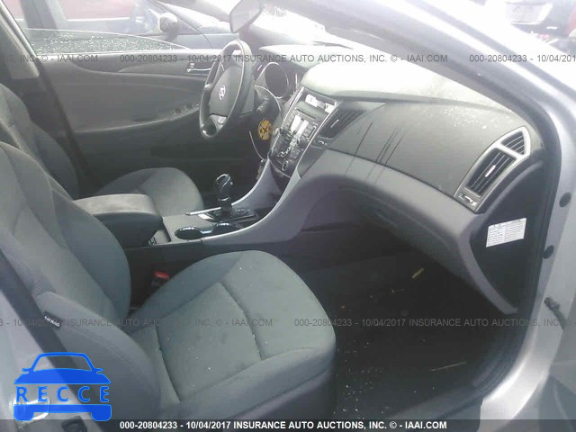 2011 Hyundai Sonata KMHEC4A40BA003253 Bild 4