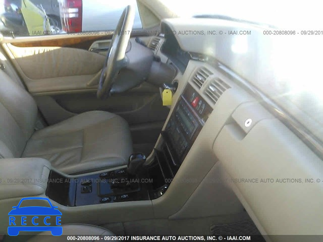 2001 Mercedes-benz E WDBJF65JX1B372697 image 4