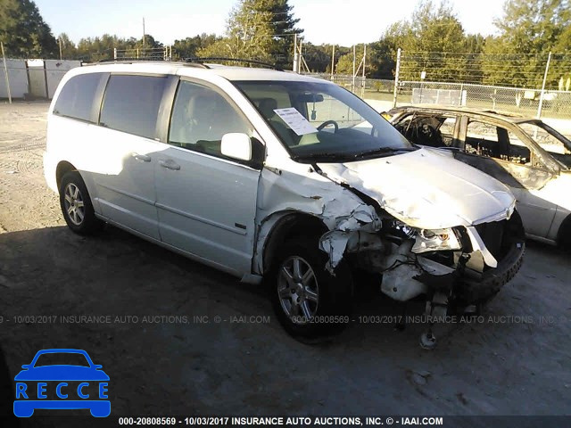 2008 Chrysler Town and Country 2A8HR54P38R843939 image 5