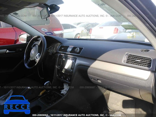 2015 Volkswagen Passat S 1VWAT7A31FC102716 image 4