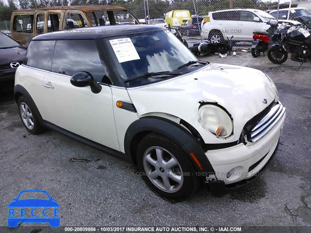 2010 Mini Cooper WMWMF3C56ATZ61367 image 0