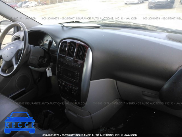 2006 Chrysler Town and Country 2A4GP54L86R701714 image 4