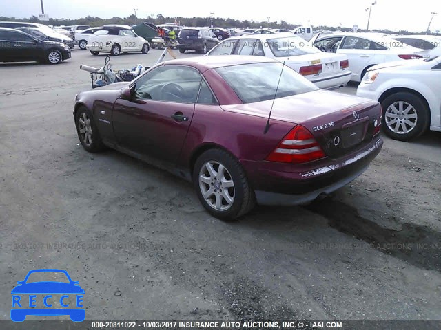 1999 Mercedes-benz SLK WDBKK47F3XF126931 image 5