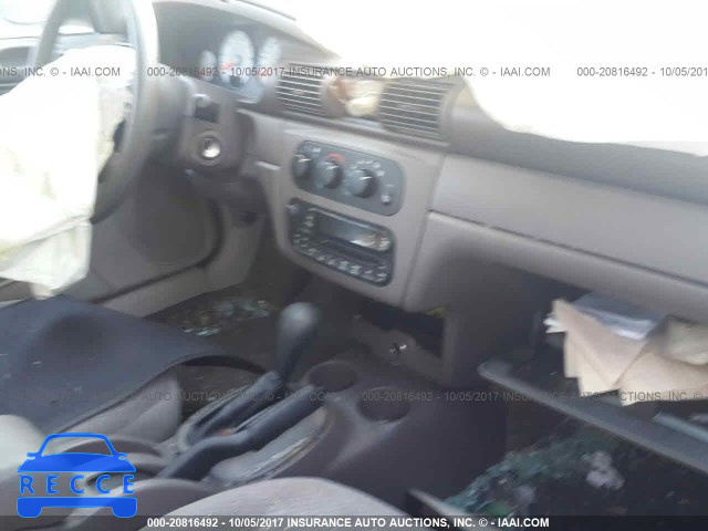 2005 Dodge Stratus SXT 1B3EL46X45N695698 Bild 4